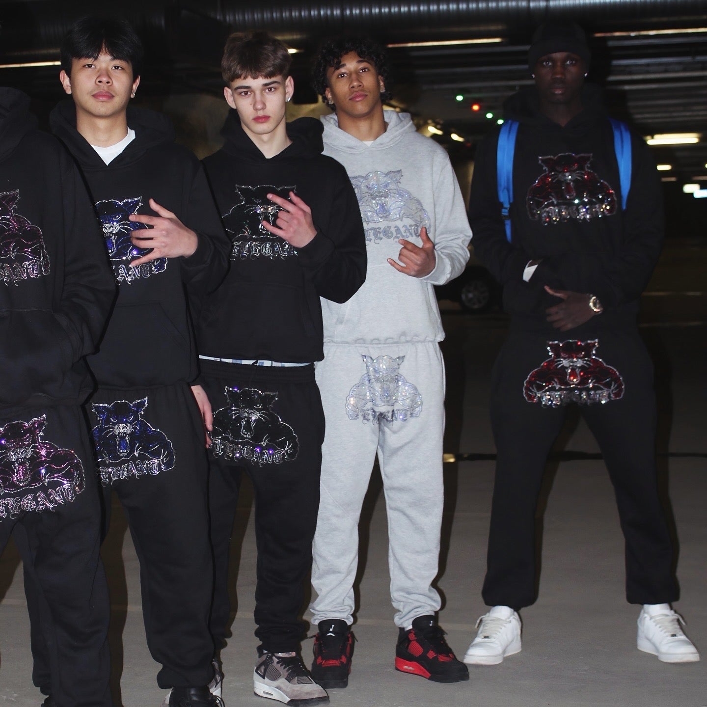 Whospanther Grey Collection – Harmaa Tracksuit & Streetwear