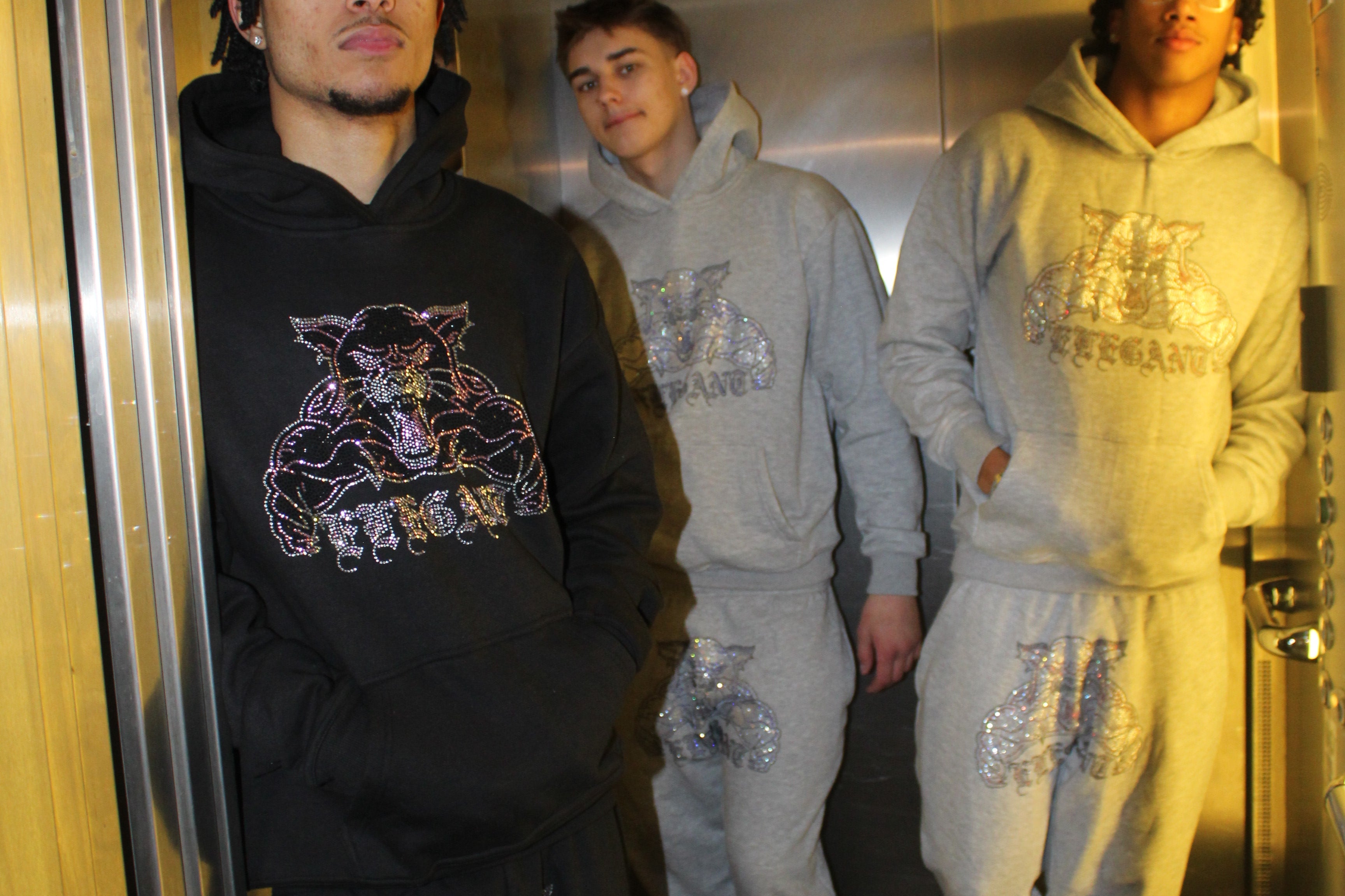 Whospanther Black Collection – Musta Tracksuit & Streetwear